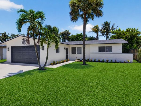 514 Riverside Drive, Palm Beach Gardens, FL 33410