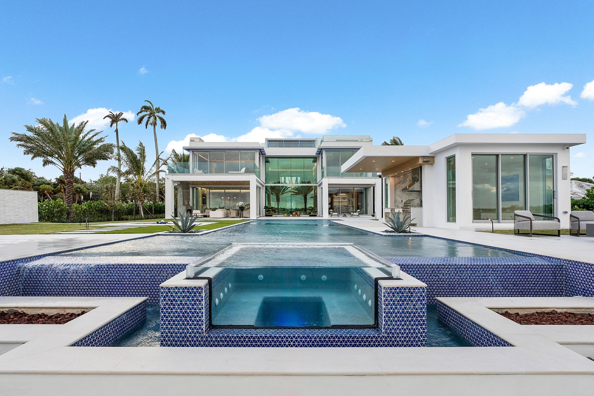 3030 Washington Road, West Palm Beach, FL 33405 Photo