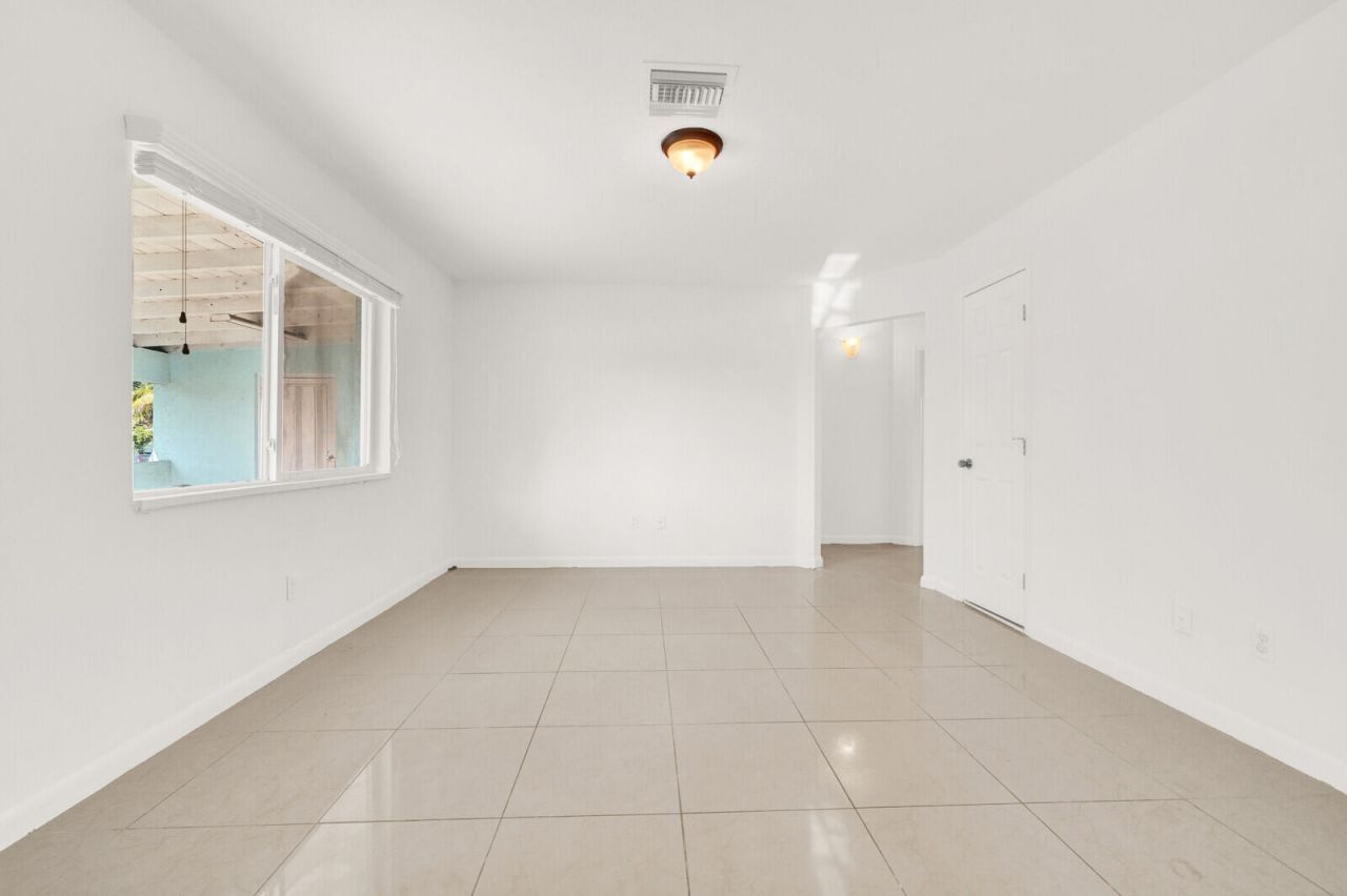 3360 Florida Boulevard, Palm Beach Gardens, FL 33410 Photo