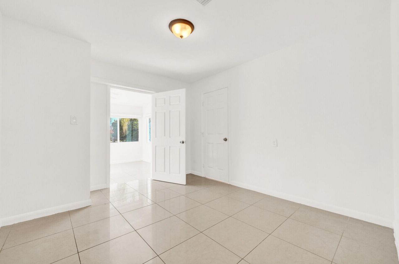 3360 Florida Boulevard, Palm Beach Gardens, FL 33410 Photo
