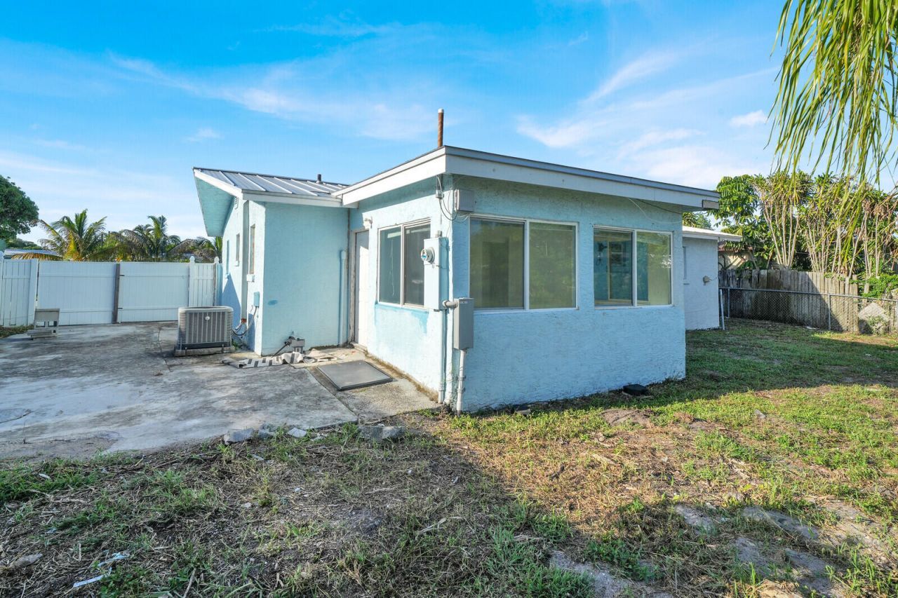 3360 Florida Boulevard, Palm Beach Gardens, FL 33410 Photo