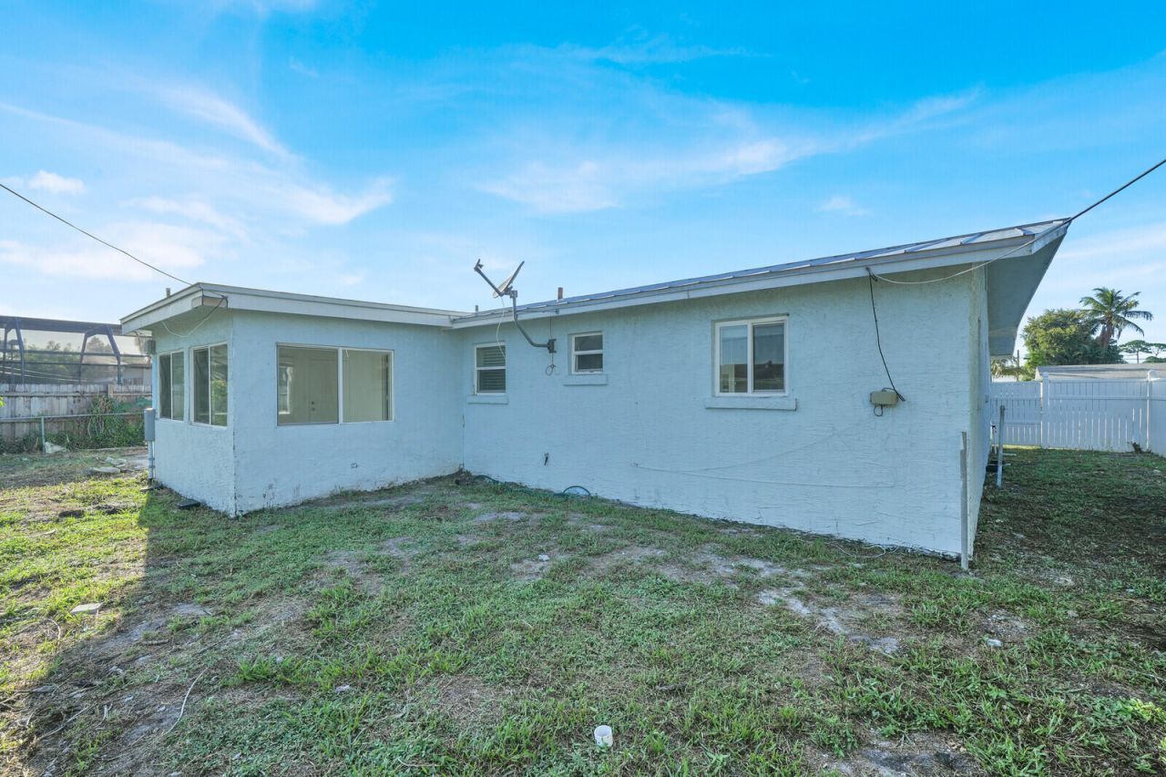 3360 Florida Boulevard, Palm Beach Gardens, FL 33410 Photo