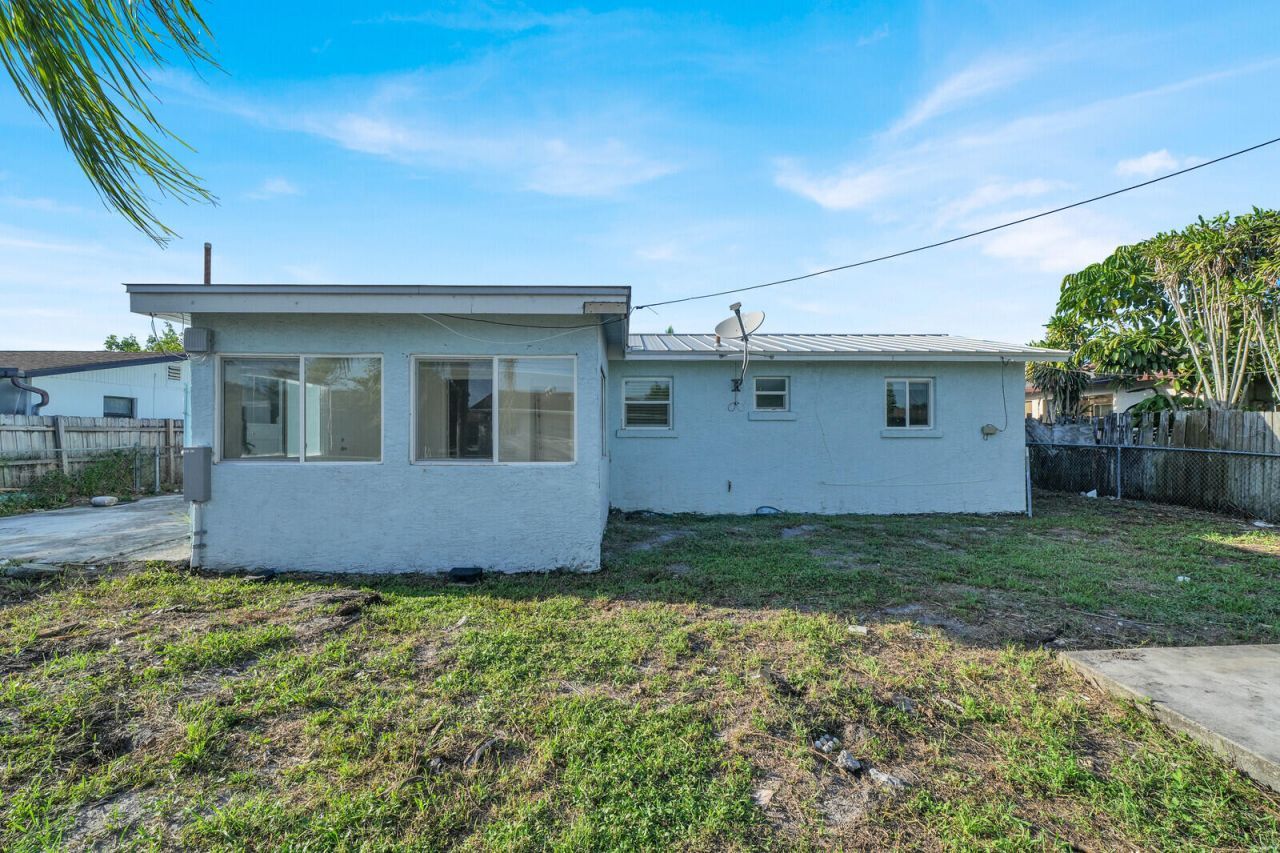 3360 Florida Boulevard, Palm Beach Gardens, FL 33410 Photo