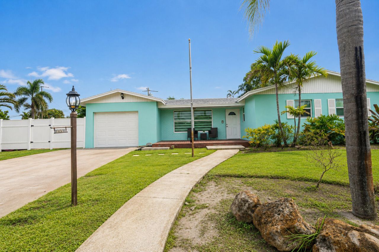 2395 Edgewater Drive, West Palm Beach, FL 33406 Photo