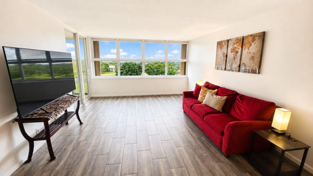 16300 Golf Club Road, Unit 613, Weston, FL 33326 Photo