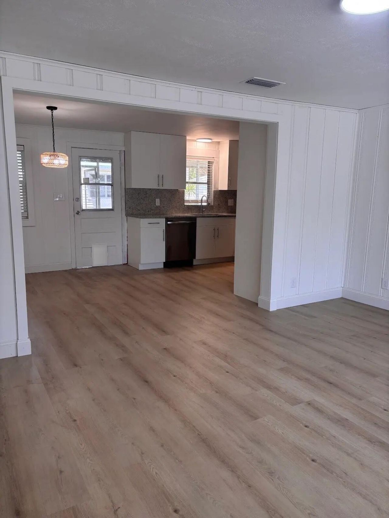 2472 NE Pine Avenue, Jensen Beach, FL 34957 Photo