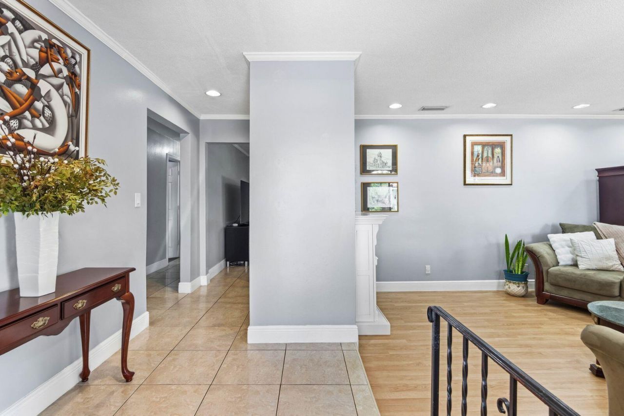7381 SW 9th Street, Plantation, FL 33317 Photo