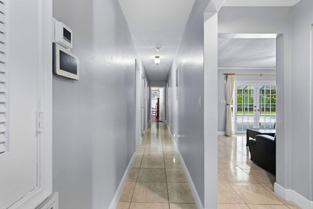 7381 SW 9th Street, Plantation, FL 33317 Photo