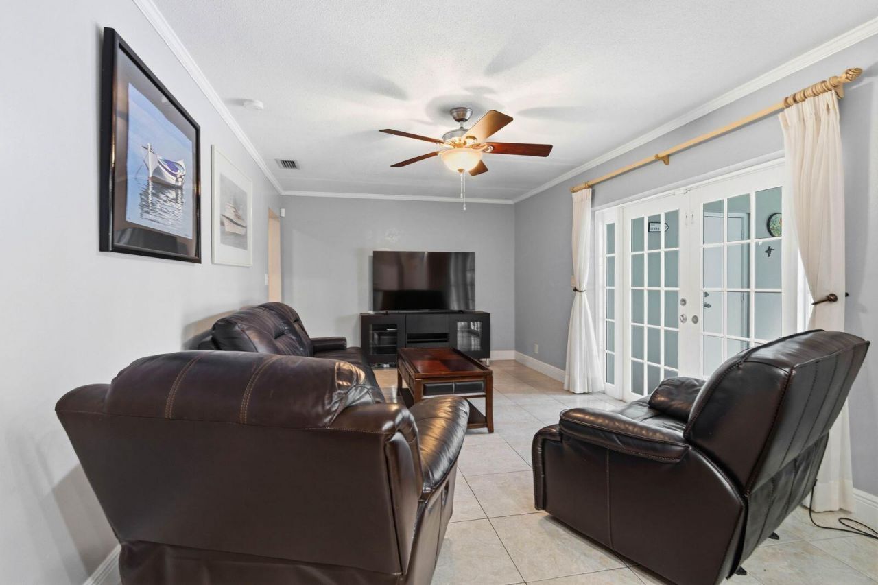 7381 SW 9th Street, Plantation, FL 33317 Photo