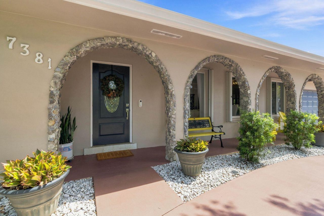 7381 SW 9th Street, Plantation, FL 33317 Photo