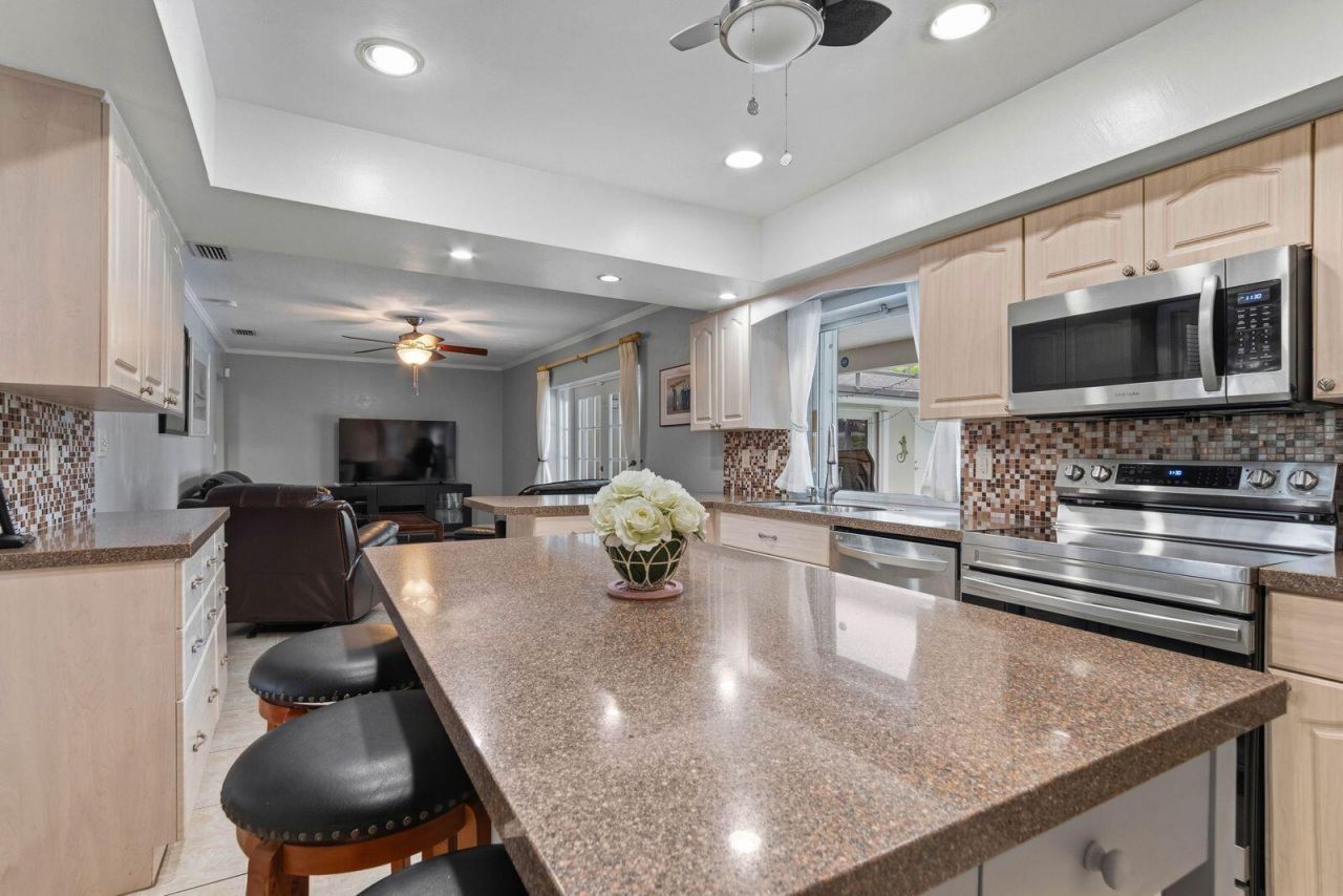 7381 SW 9th Street, Plantation, FL 33317 Photo