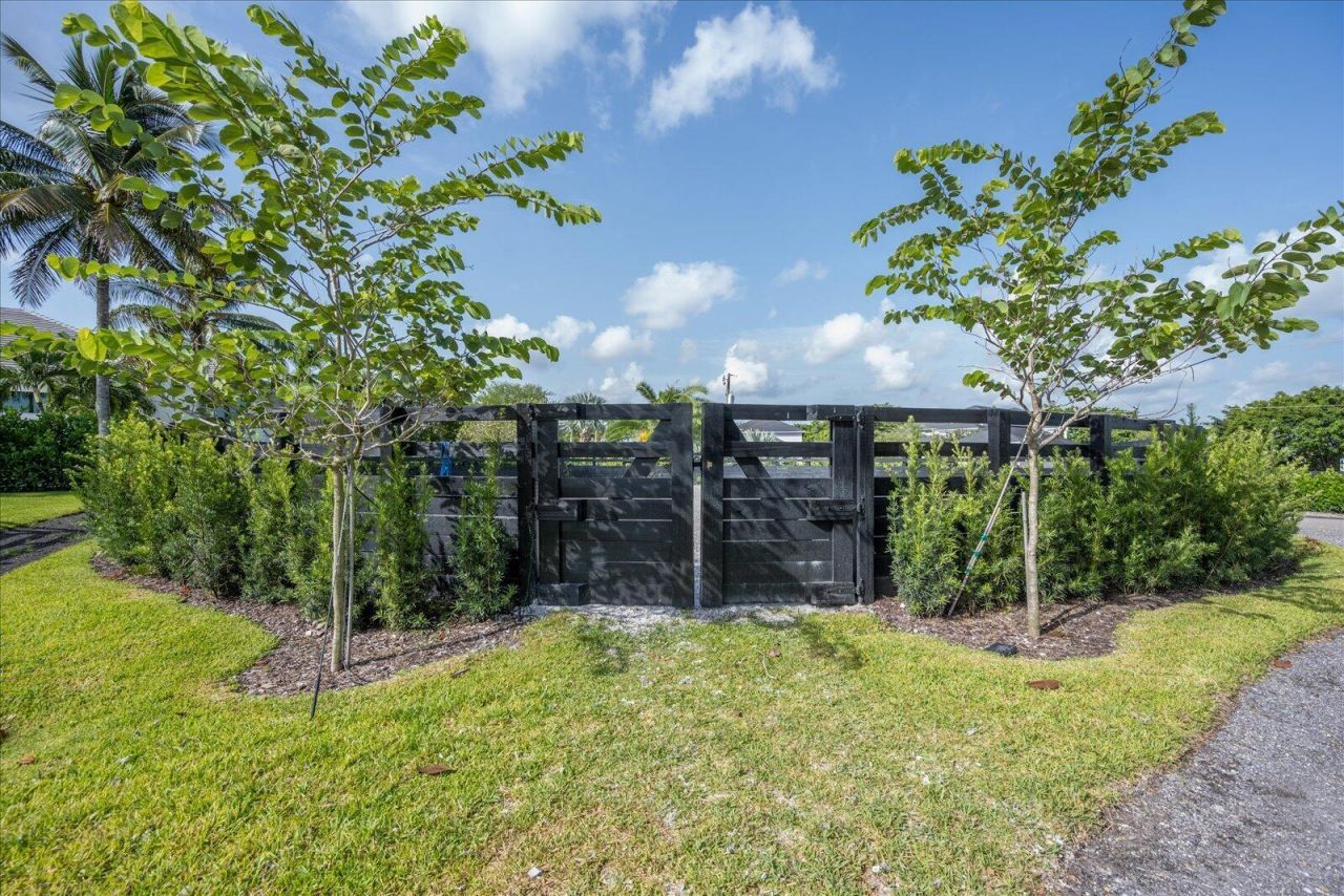 15691 Sunnyland Lane, Wellington, FL 33414 Photo