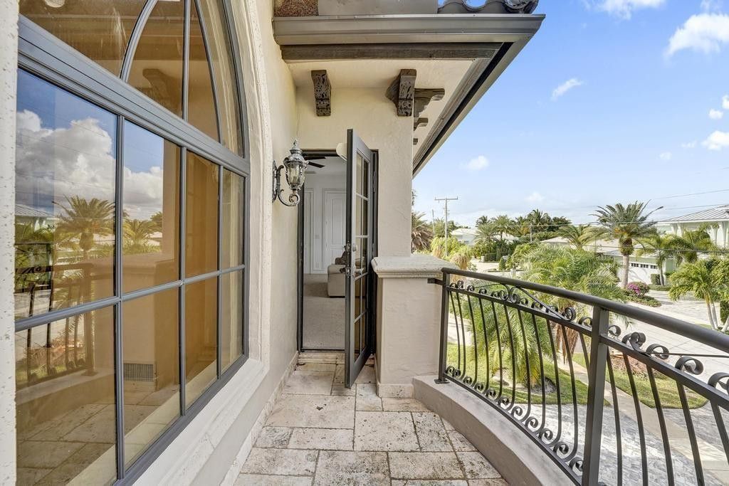 2340 NE 47th Street, Lighthouse Point, FL 33064 Photo