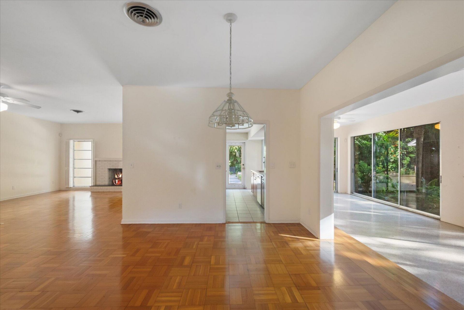 24/22 Via Lucindia Drive, Sewalls Point, FL 34996 Photo