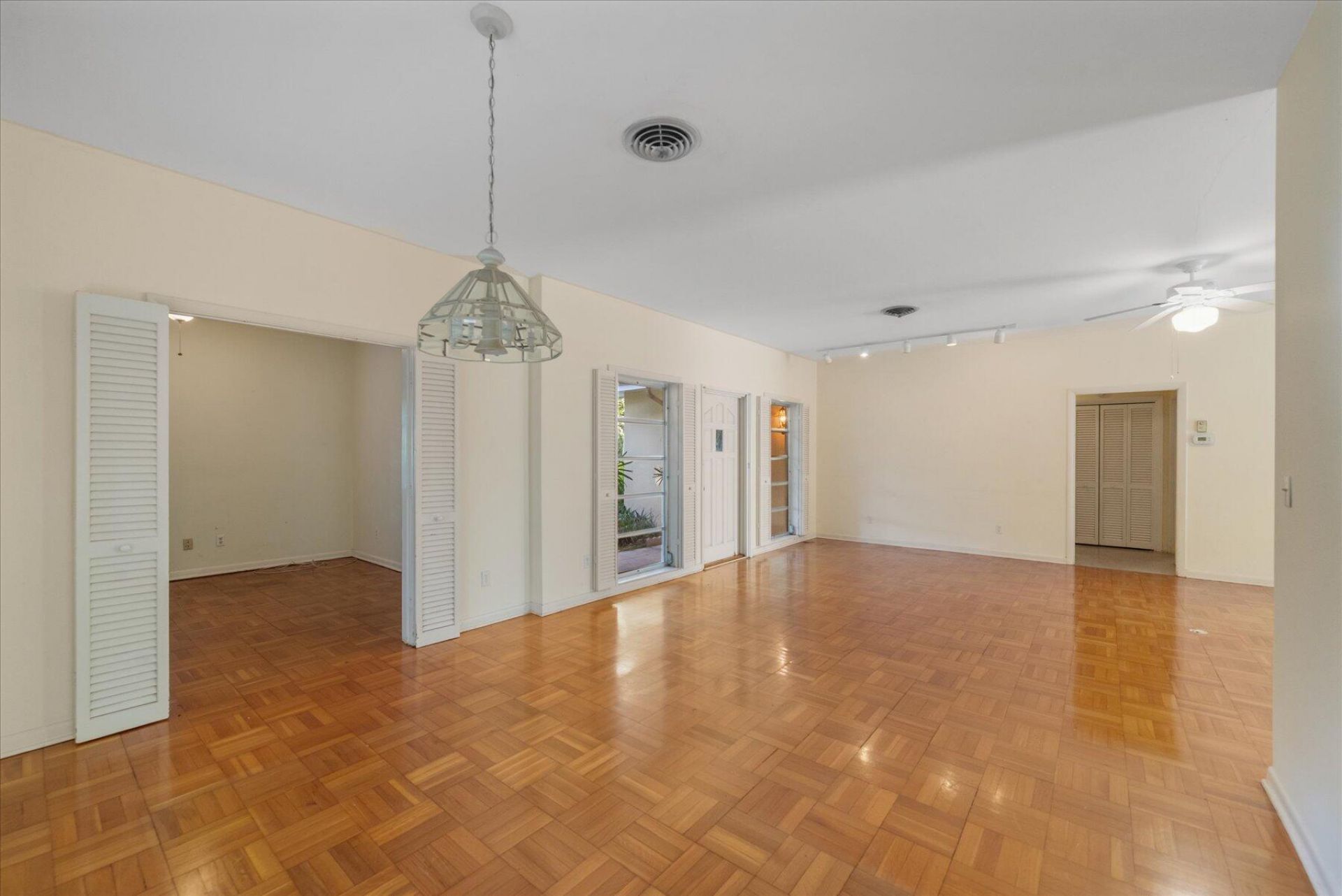 24/22 Via Lucindia Drive, Sewalls Point, FL 34996 Photo