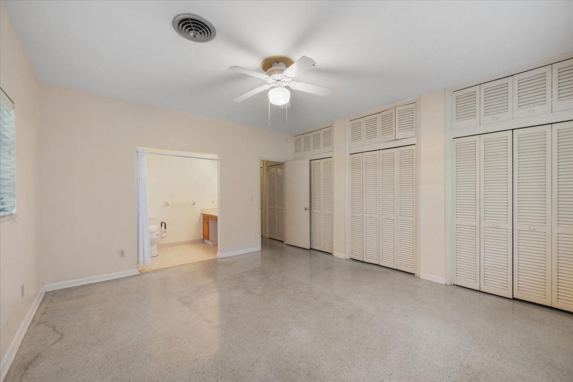24/22 Via Lucindia Drive, Sewalls Point, FL 34996 Photo