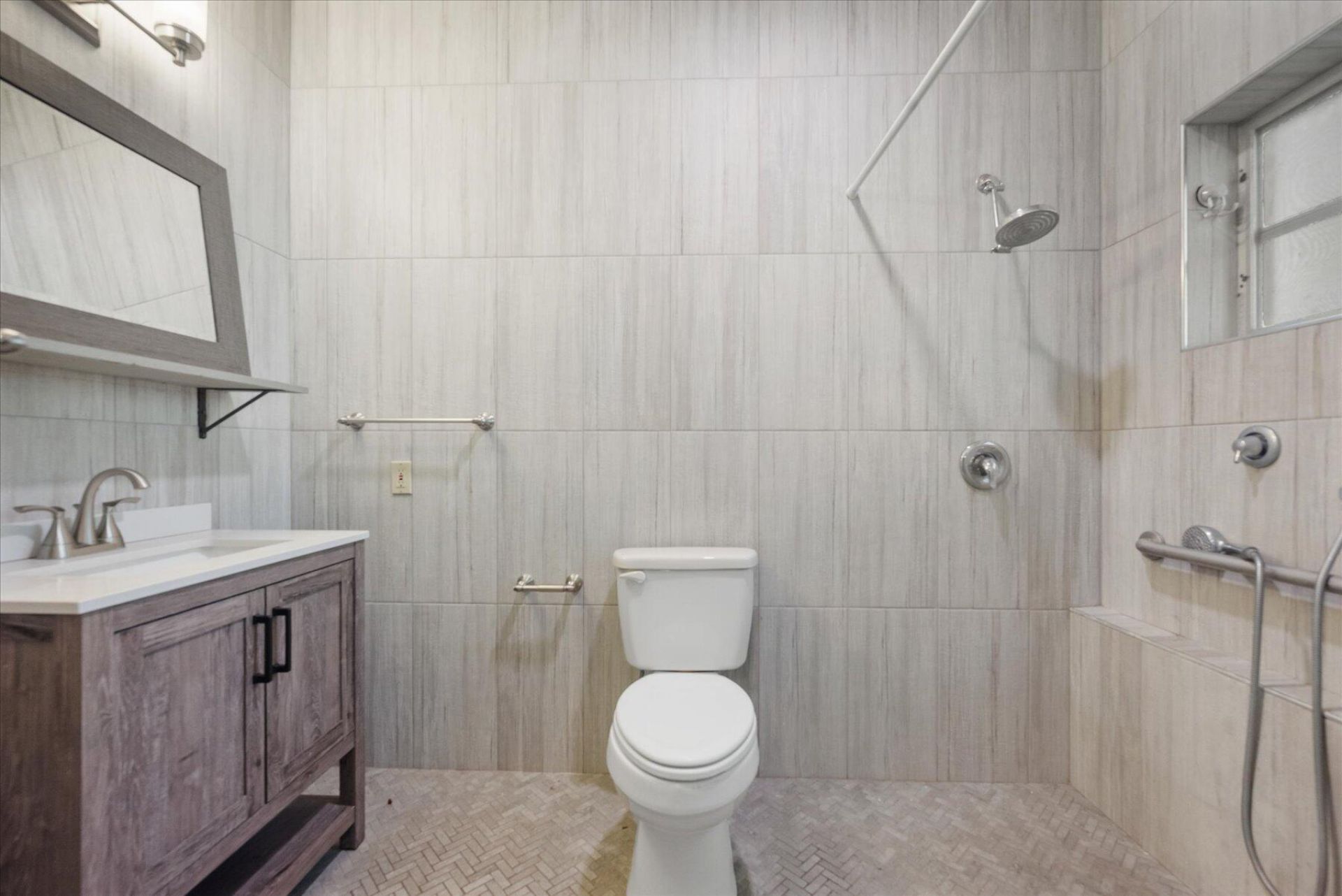 24/22 Via Lucindia Drive, Sewalls Point, FL 34996 Photo