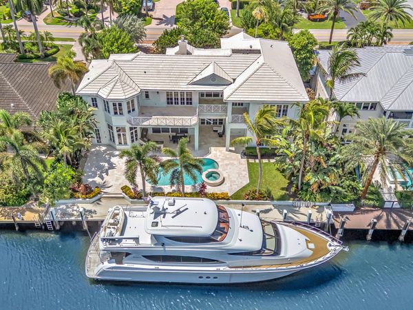 2409 NE 27TH Street, Lighthouse Point, FL 33064