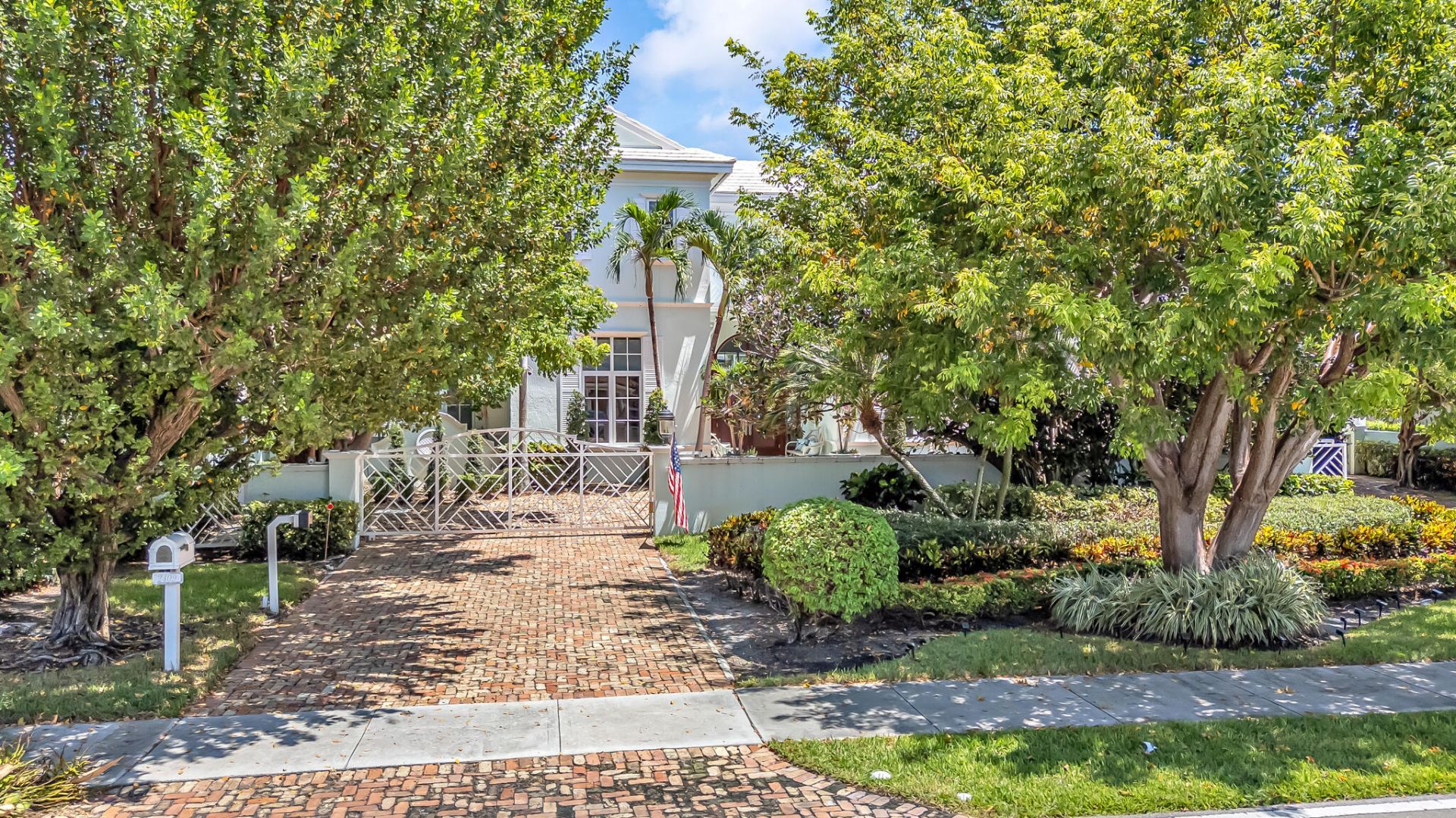 2409 NE 27th Street, Lighthouse Point, FL 33064 Photo