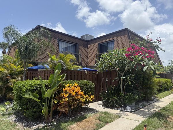 110 N Delaware Boulevard, Unit 11A, Jupiter, FL 33458