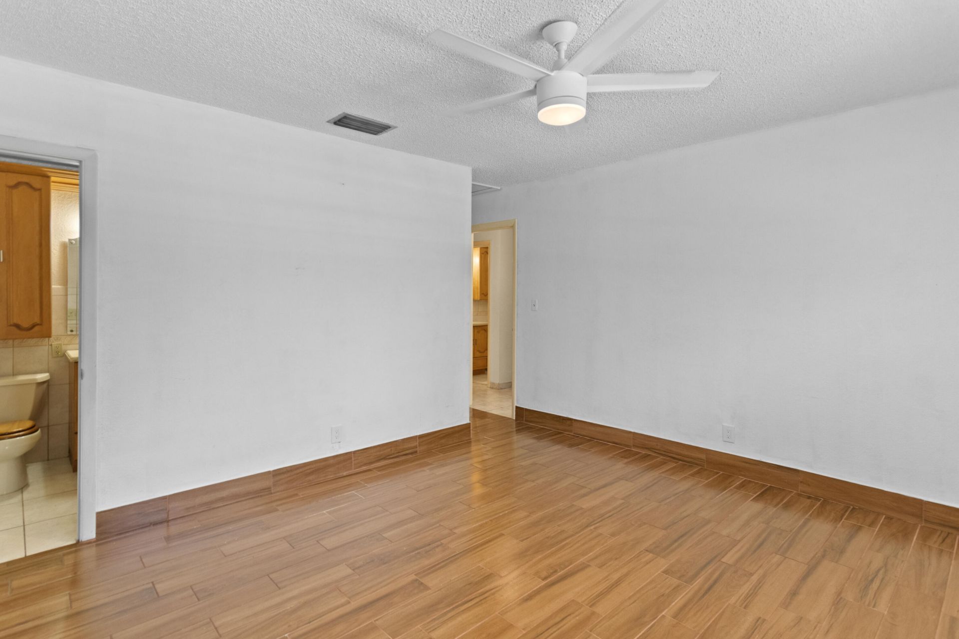 880 E Acre Drive, Plantation, FL 33317 Photo