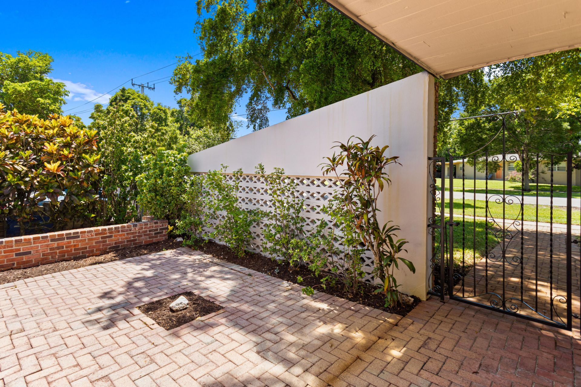 880 E Acre Drive, Plantation, FL 33317 Photo