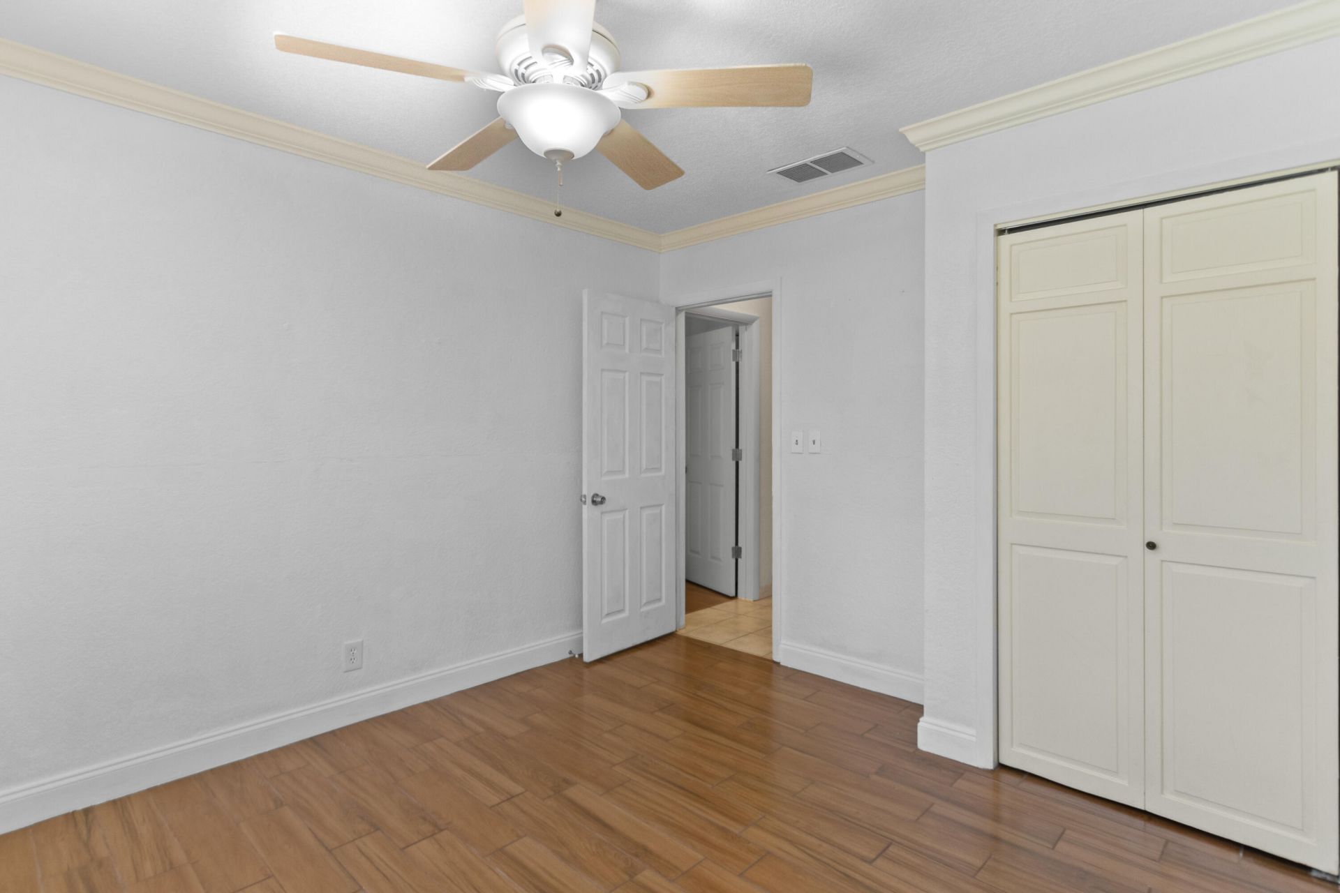 880 E Acre Drive, Plantation, FL 33317 Photo