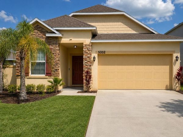 5332 NW WISK FERN Circle, Port St. Lucie, FL 34986