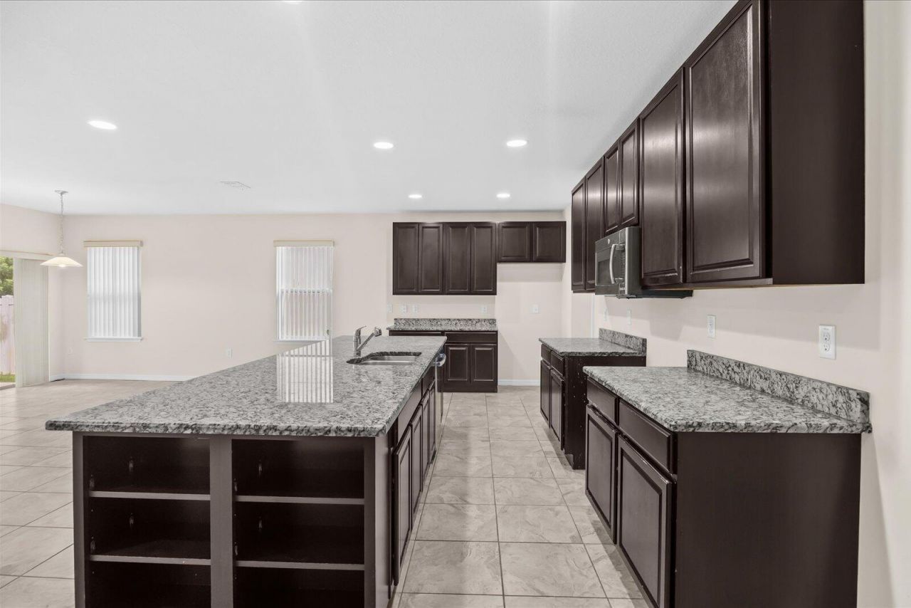 5332 NW Wisk Fern Circle, Port Saint Lucie, FL 34986 Photo