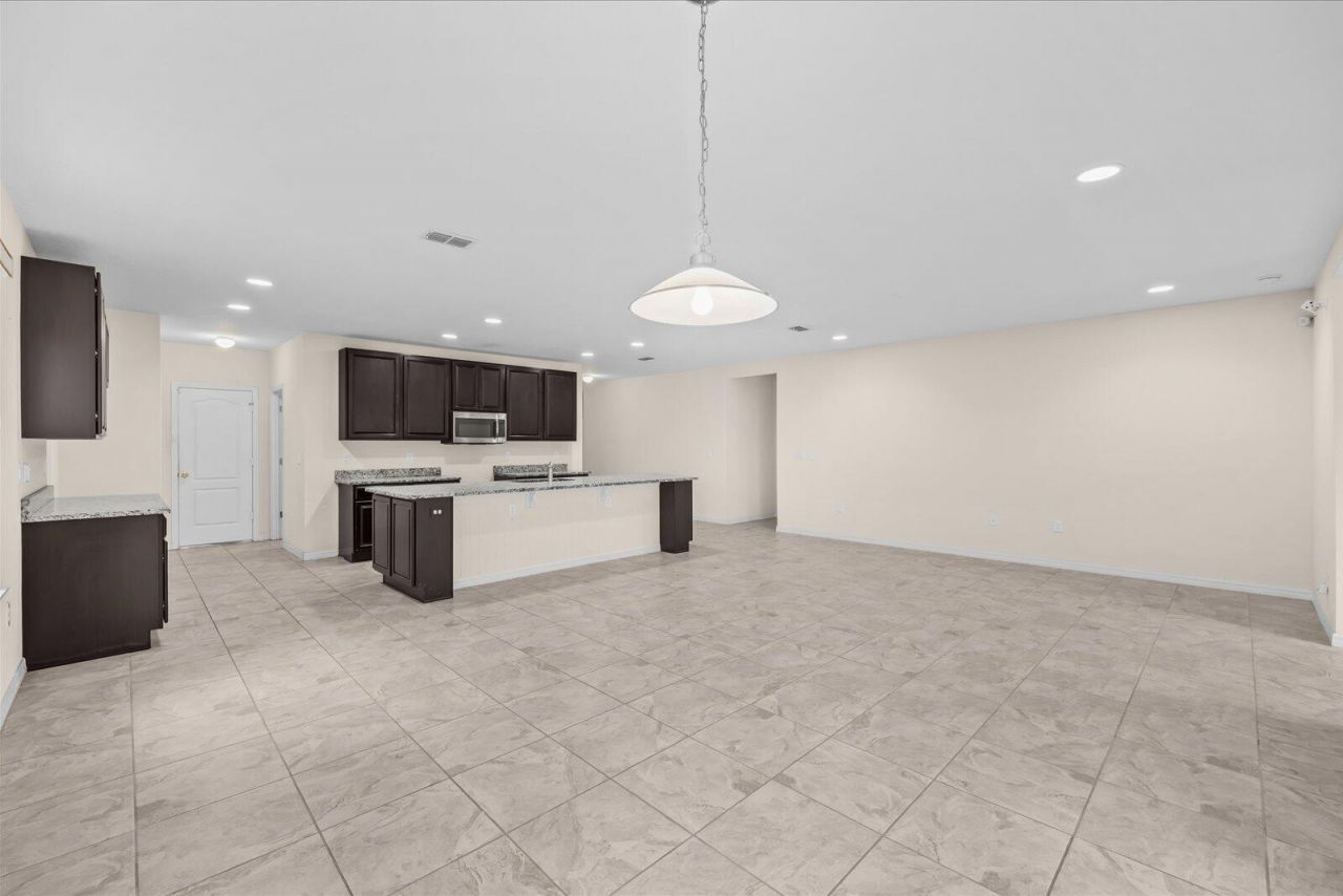 5332 NW Wisk Fern Circle, Port Saint Lucie, FL 34986 Photo