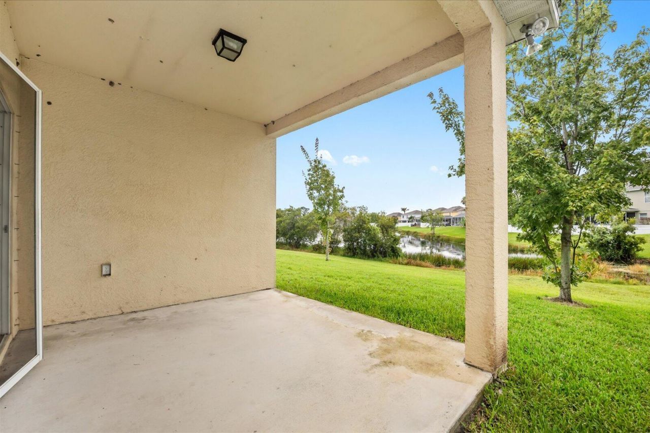 5332 NW Wisk Fern Circle, Port Saint Lucie, FL 34986 Photo