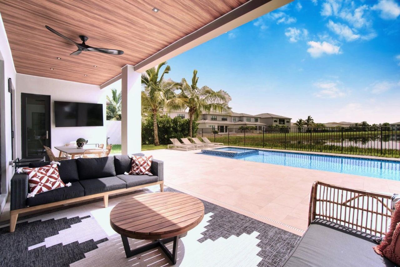 17046 Wandering Wave Avenue, Boca Raton, FL 33496 Photo