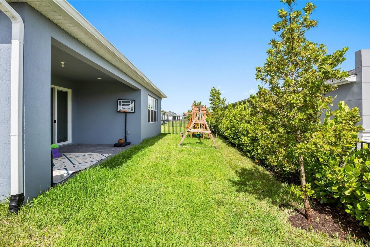 9547 SW Indra Way, Port Saint Lucie, FL 34987 Photo