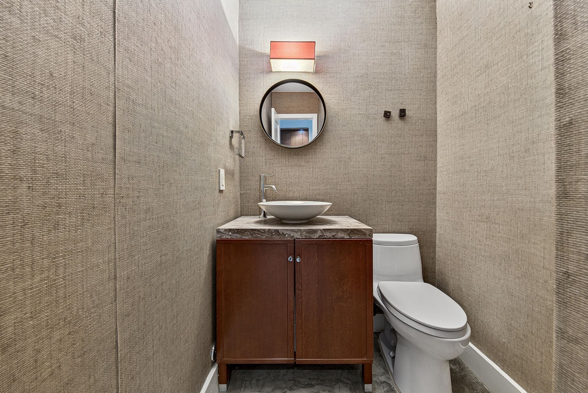 281 NE 16th Place, Unit 403, Fort Lauderdale, FL 33305 Photo