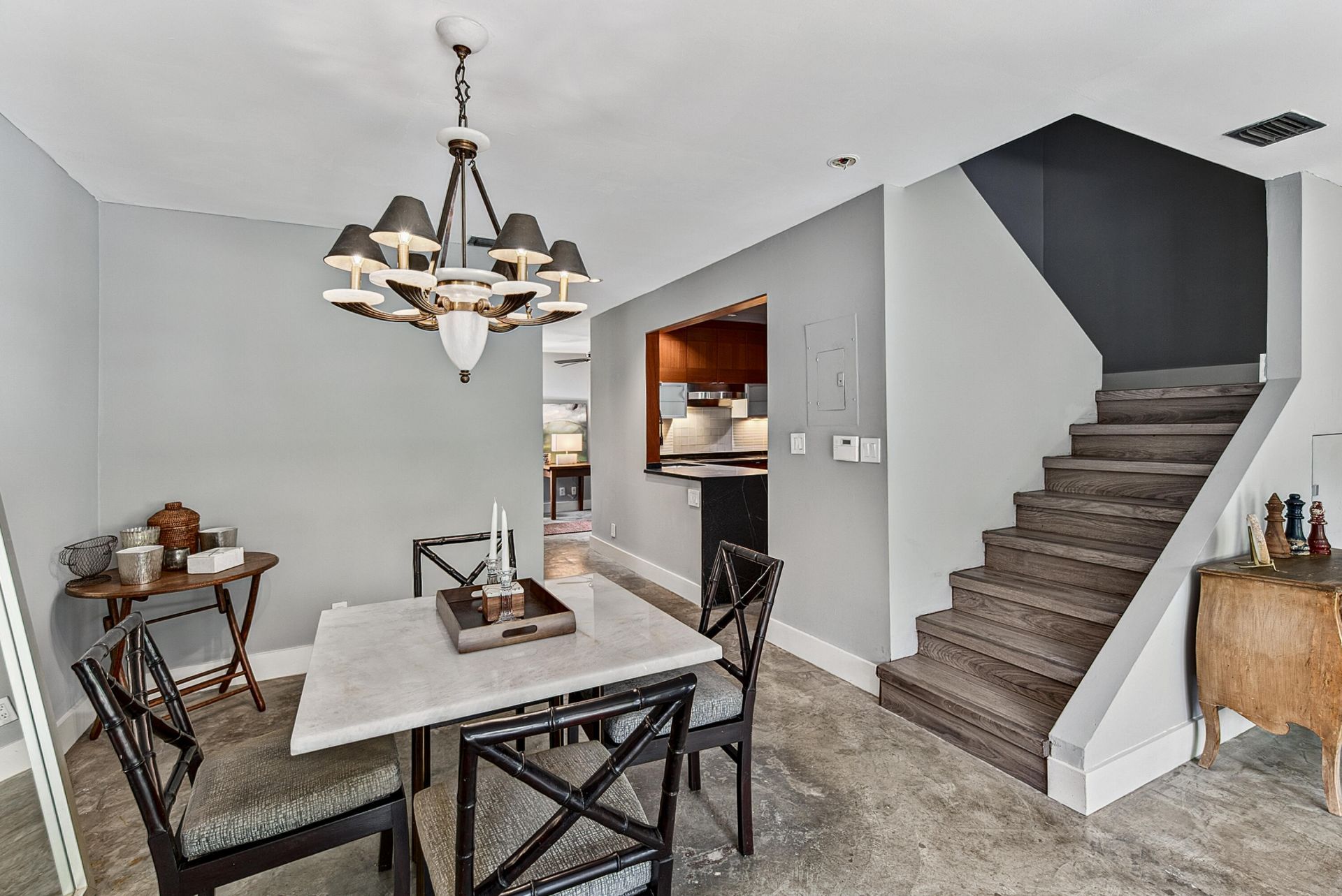 281 NE 16th Place, Unit 403, Fort Lauderdale, FL 33305 Photo
