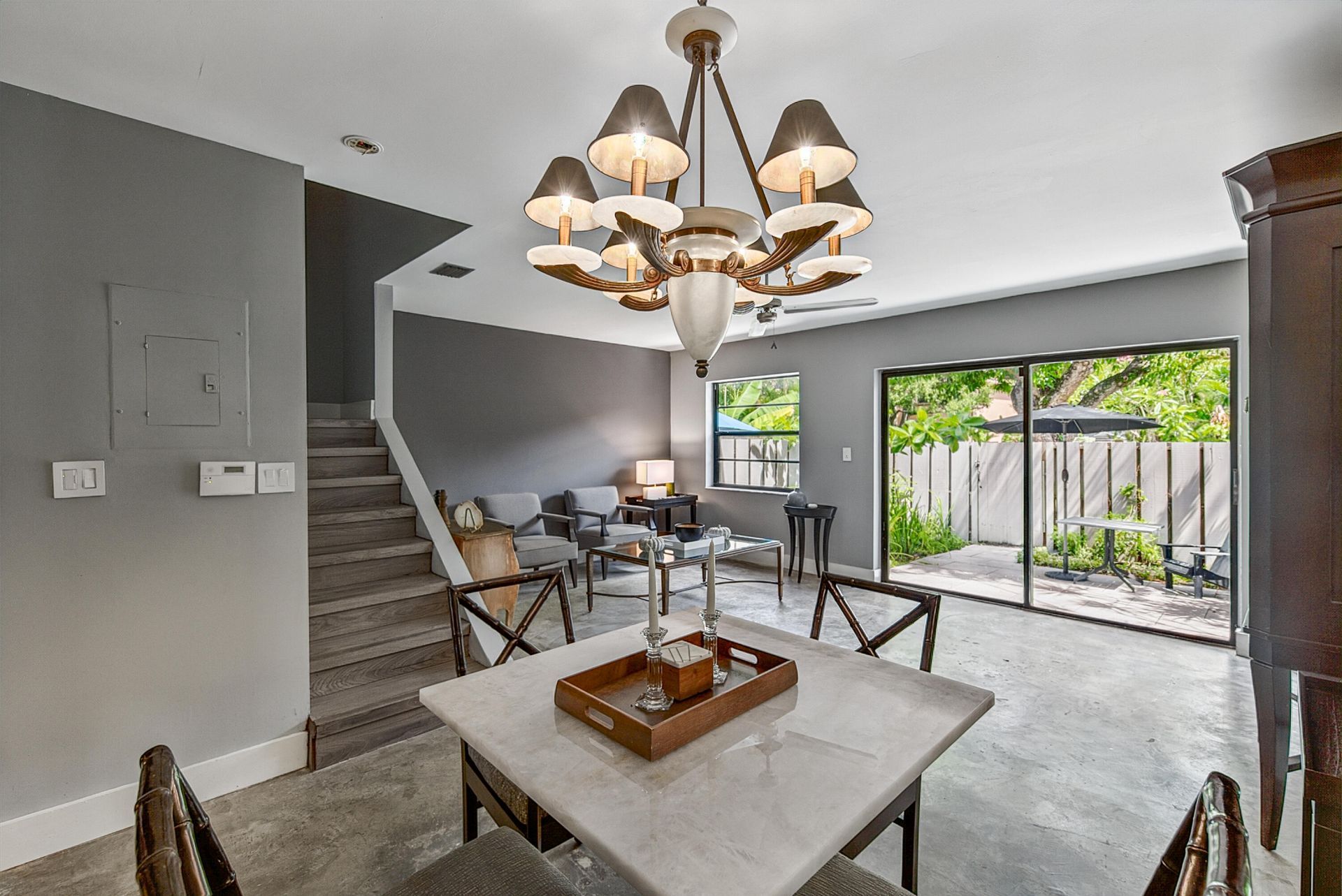 281 NE 16th Place, Unit 403, Fort Lauderdale, FL 33305 Photo