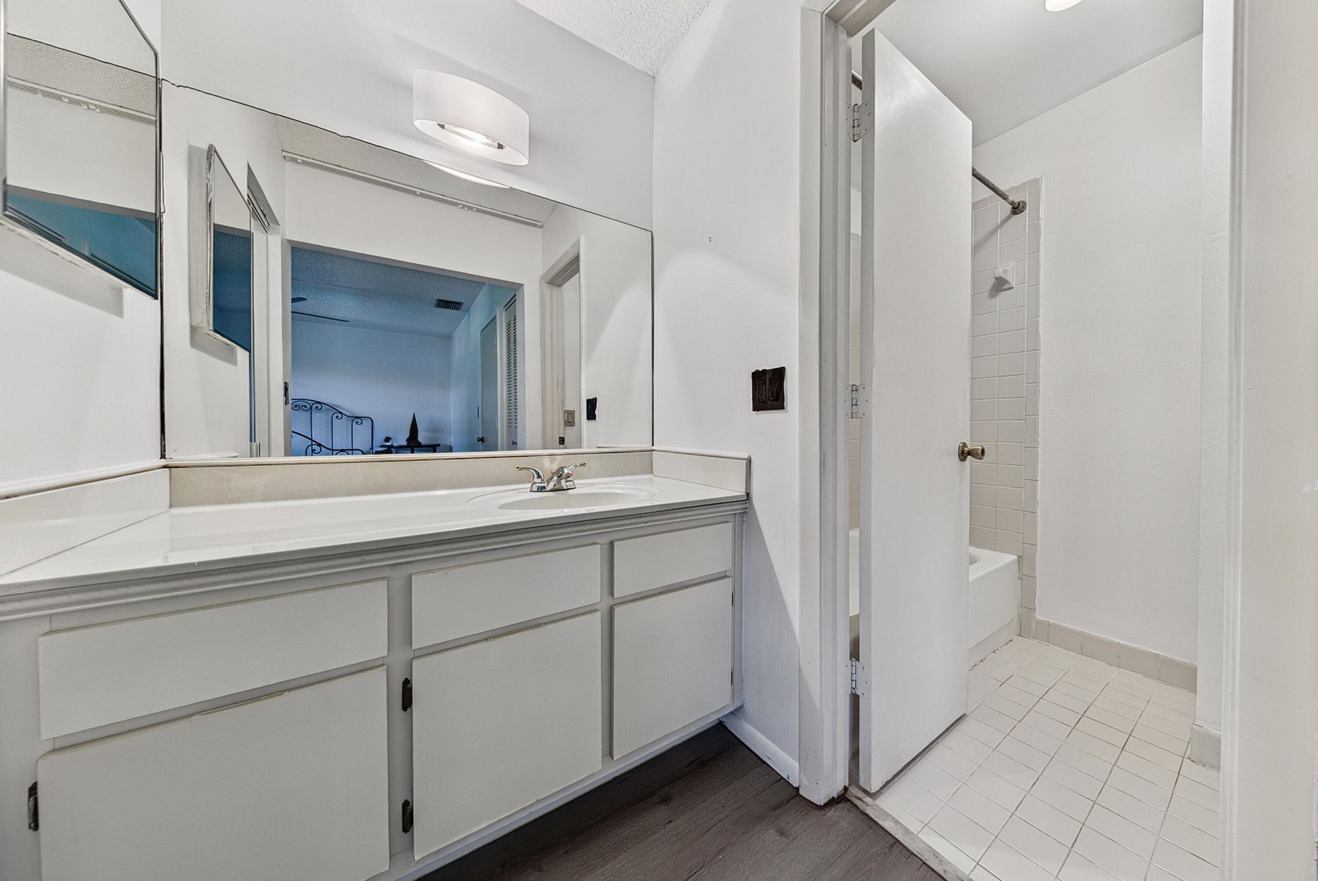 281 NE 16th Place, Unit 403, Fort Lauderdale, FL 33305 Photo