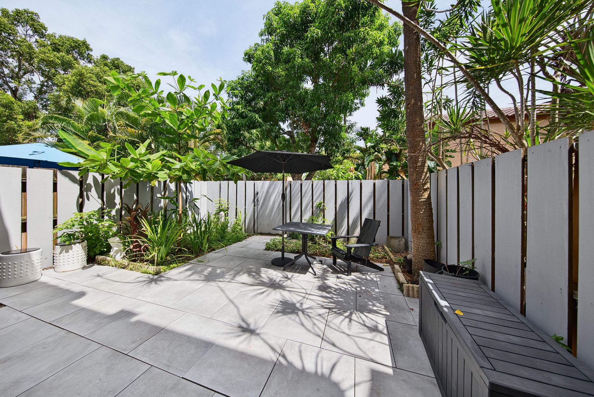 281 NE 16th Place, Unit 403, Fort Lauderdale, FL 33305 Photo