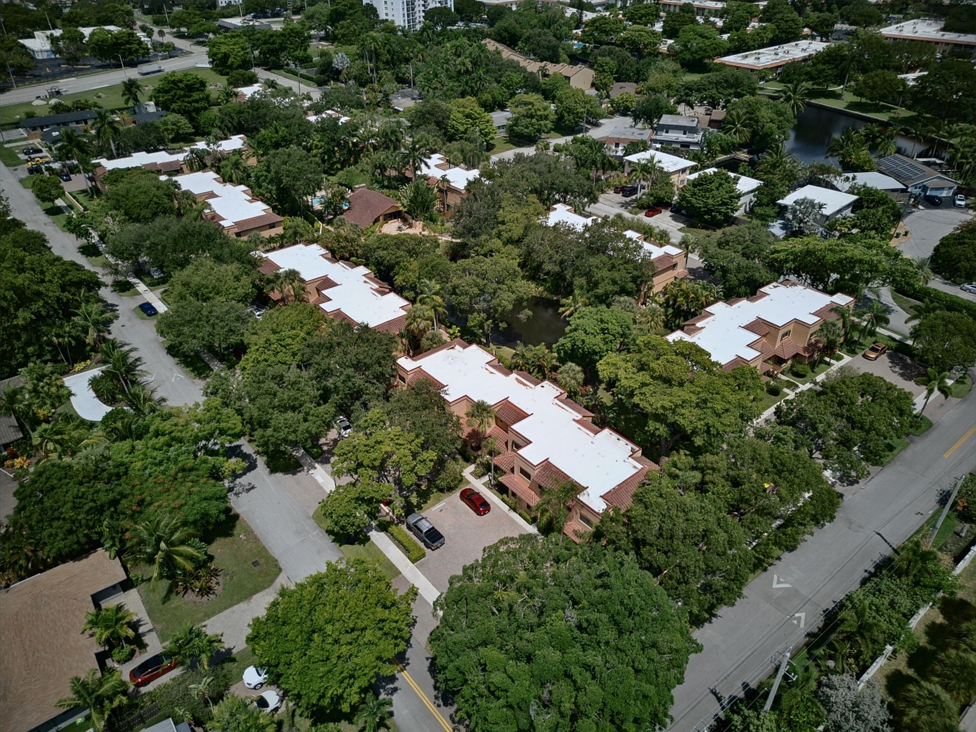 281 NE 16th Place, Unit 403, Fort Lauderdale, FL 33305 Photo
