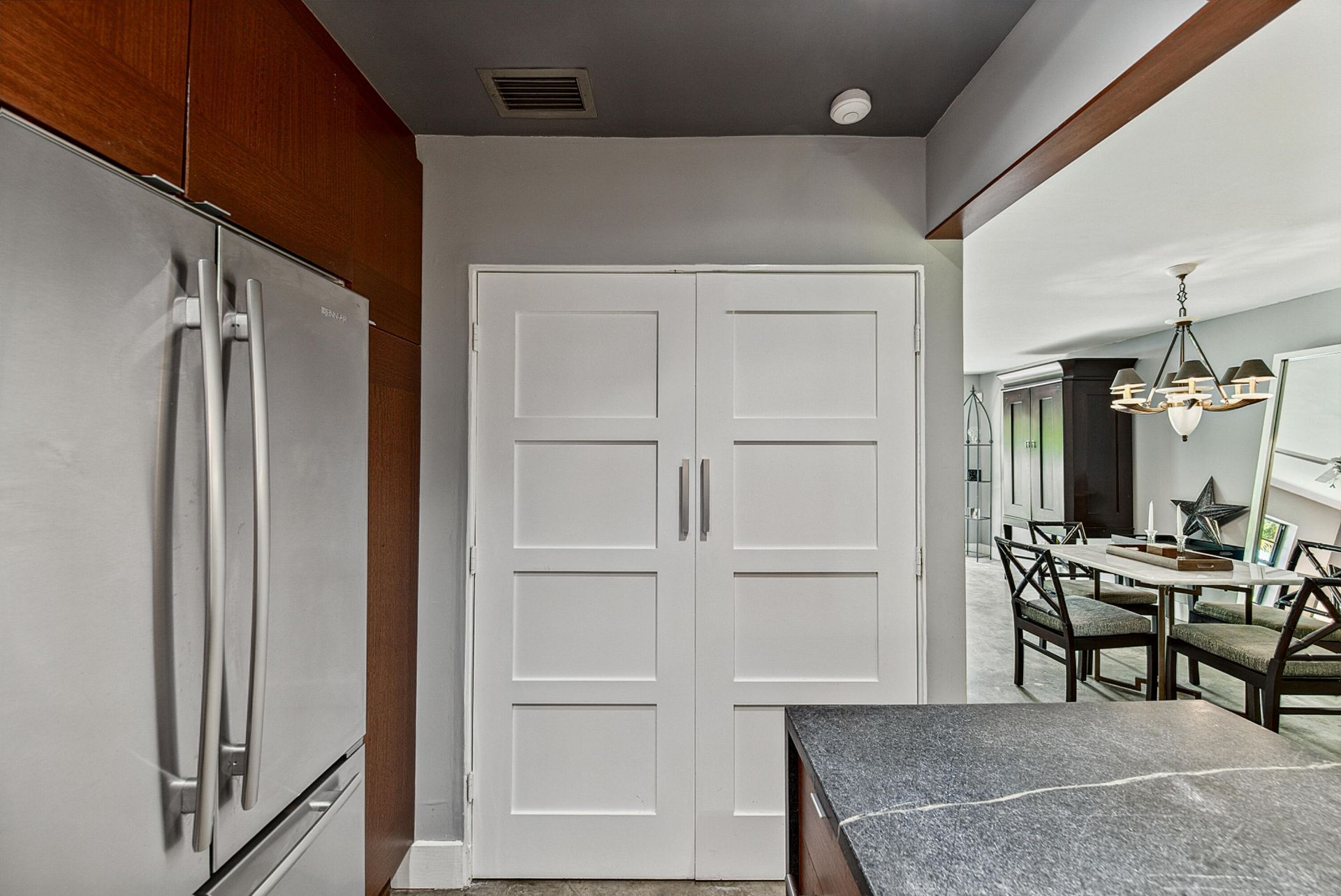 281 NE 16th Place, Unit 403, Fort Lauderdale, FL 33305 Photo