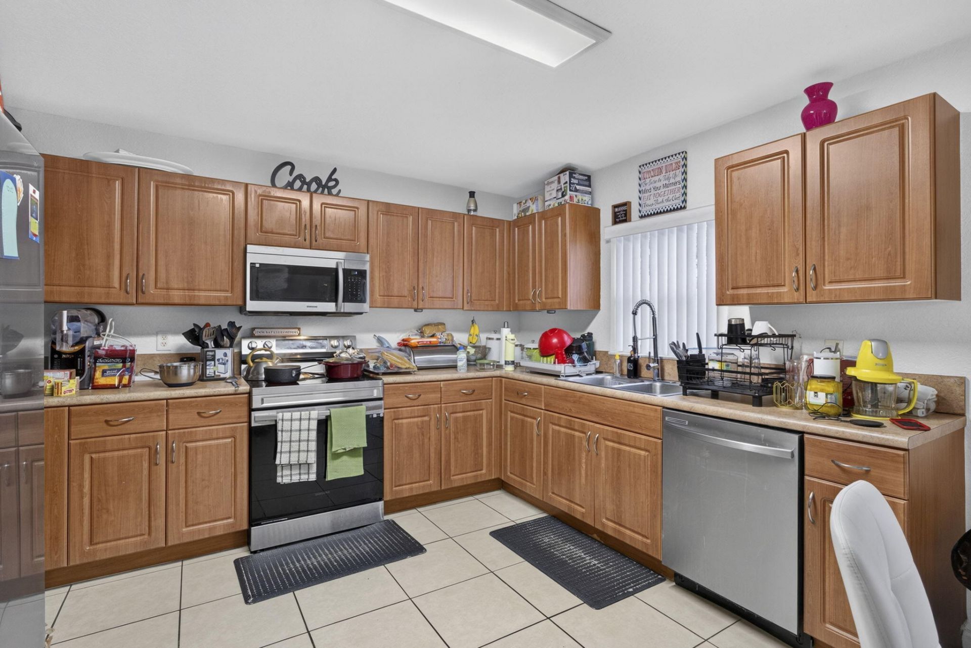 6021 Adriatic Way, West Palm Beach, FL 33413 Photo