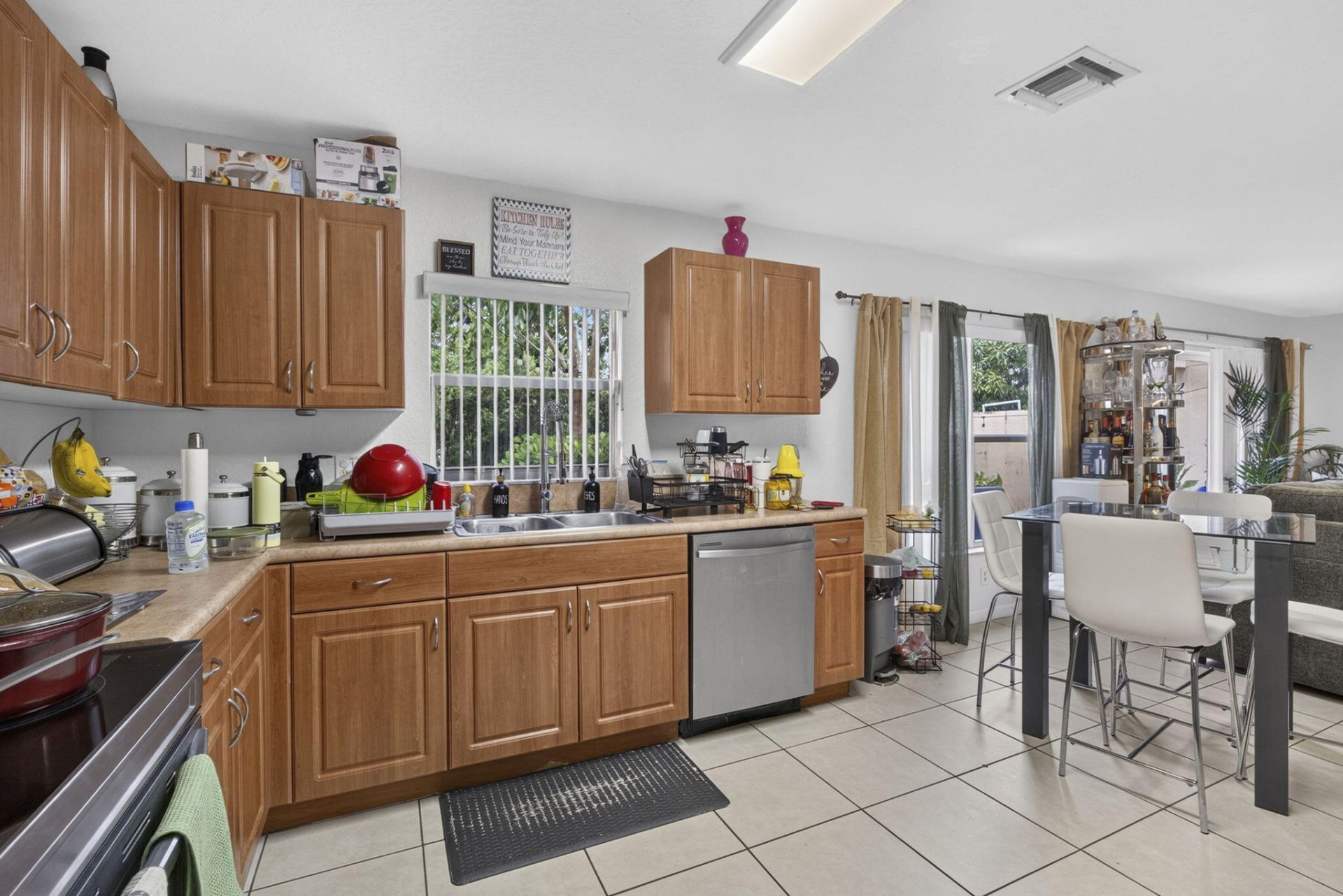 6021 Adriatic Way, West Palm Beach, FL 33413 Photo