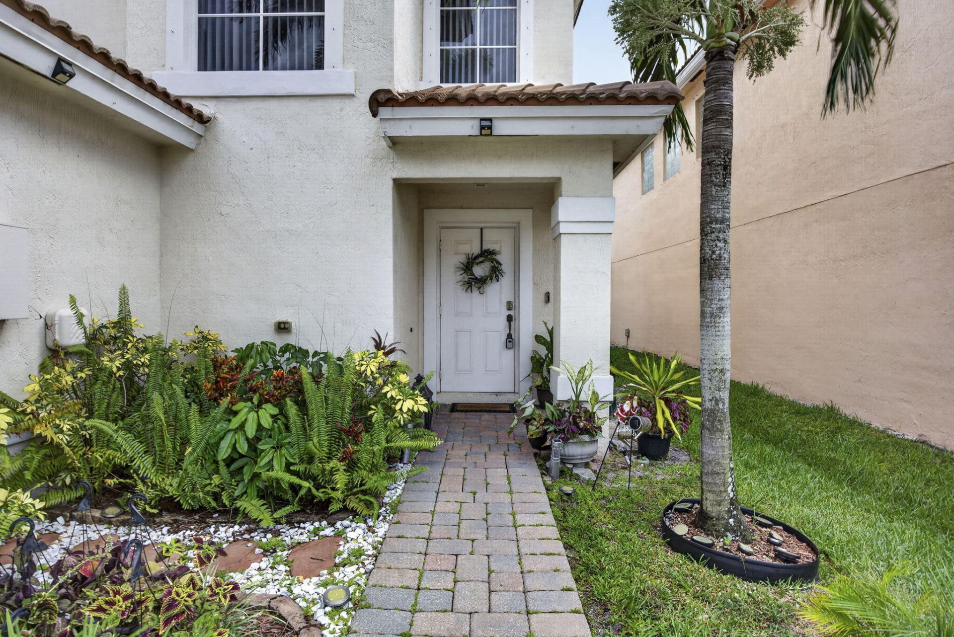 6021 Adriatic Way, West Palm Beach, FL 33413 Photo