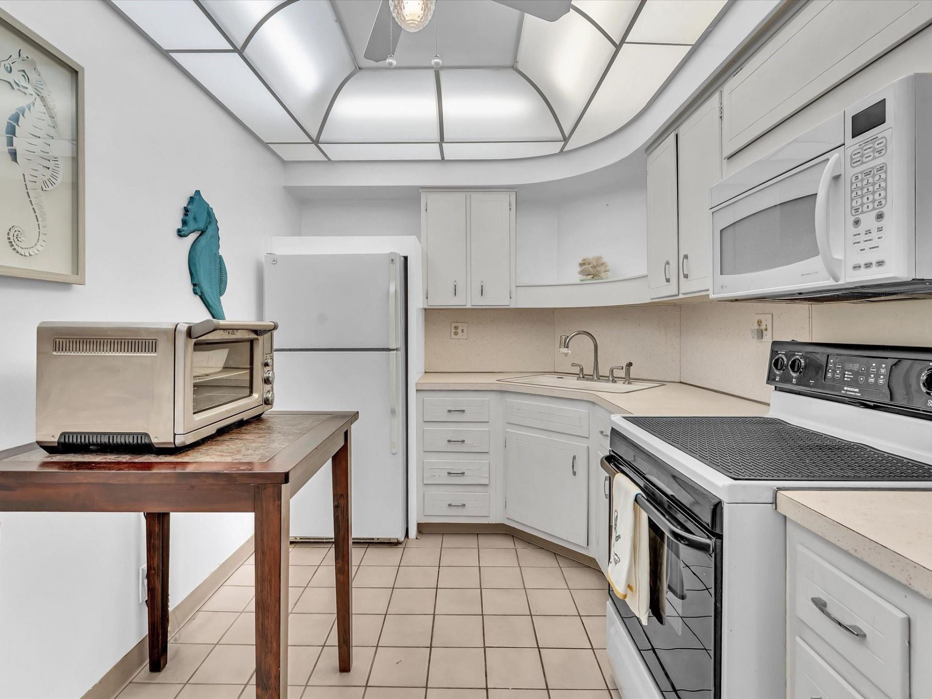 3300 NE 36th Street, Unit 312A, Fort Lauderdale, FL 33308 Photo