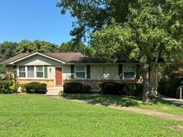126 Jacksonian Dr , Hermitage, TN 37076