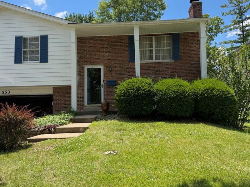 553 Bessinger Drive, Forest Park, OH 45240 Photo 2