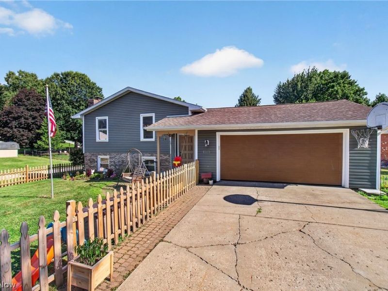 1110 E Front Street, Dover, OH 44622 Photo 2