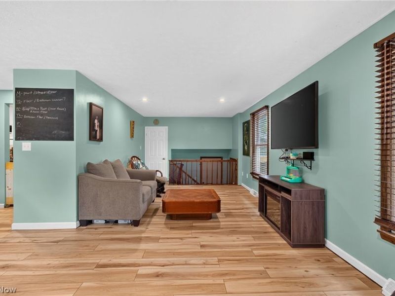 1110 E Front Street, Dover, OH 44622 Photo 6