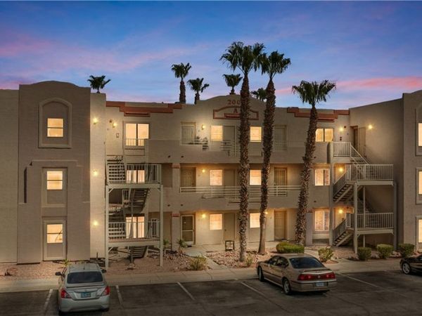 2004 Mesquite Lane , Unit 303, Laughlin, NV 89029