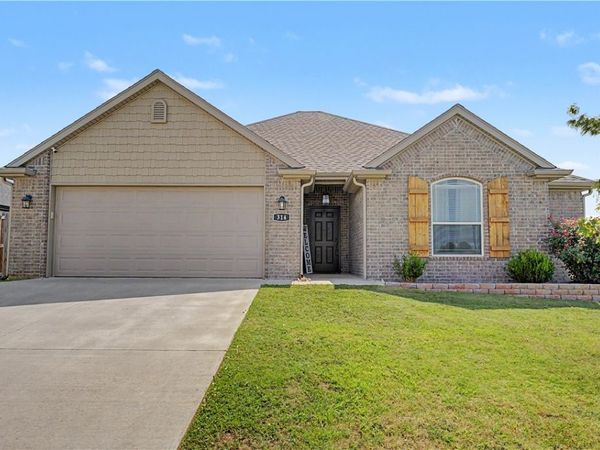314 Coventry Avenue, Farmington, AR 72730